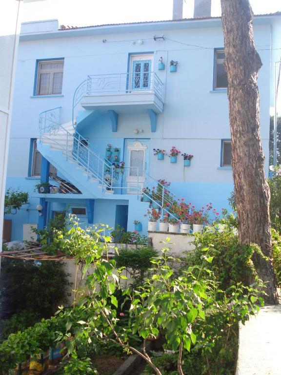 فندق Mavi Pension Ayvalı المظهر الخارجي الصورة